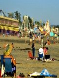 Santa Cruz Boardwalk people on the beach